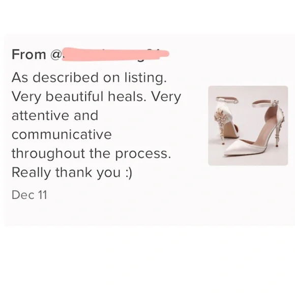 Rouge! Green Heels with Gold Floral Accent - Picture 6 of 16